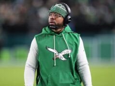 O novo coordenador defensivo dos Cowboys, Christian Parker, é o oposto de Matt Eberflus, que é o que Dallas precisa