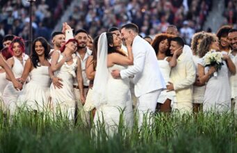 O intervalo do Super Bowl 60 contou com um casamento de verdade depois que Bad Bunny reverteu o convite