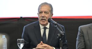 Elias Suarez inaugura o ano letivo de 2026 em Las Delicias e ativa o trabalho da escola.