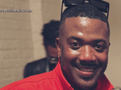 VÍDEO: O sangue supostamente flui dos olhos de Ray J na chocante performance em Shreveport Valentine