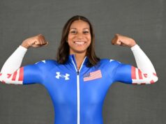 Jasmine Jones, atleta olímpica de bobsled dos EUA, competiu nas Olimpíadas de Milão Cortina
