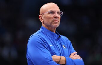 Jason Kidd explode com palavrões defendendo a decisão de Cooper Flagg de usar