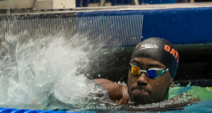 Josh Liendo ancora em 17s58, Flórida quebra recorde no revezamento medley