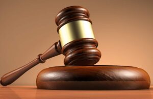 Marido preso por “proxenetismo”: sua esposa supostamente se prostituiu com 100 homens