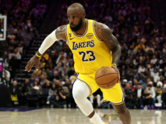 A temporada All-NBA de 21 temporadas de LeBron James terminou oficialmente e sua marca provavelmente nunca será quebrada.
