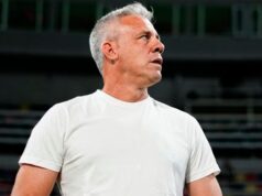 Posineri em profundidade: mudança de atitude, greve de futebol, comparação com a demissão de De Philippe e Gallardo