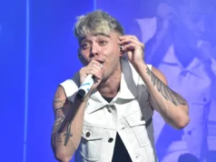 O triste momento que passou por Locke no meio do SHOW El Intransigente em Neuquén.