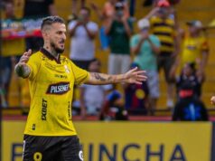 Ele converteu novamente após 747 dias e após quatro clubes