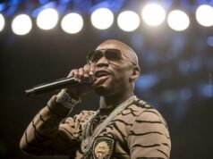 Floyd Mayweather Jr. sairá da aposentadoria.