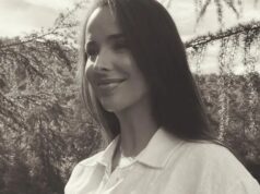 A estrela do Next Door espera ter seu primeiro filho com o marido, produtor de cinema