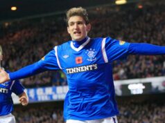 Os Rangers encontraram seu novo cavalo castrado