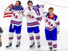 Uma bela homenagem de um jogador de hóquei no gelo dos EUA. Para um companheiro de equipe que foi morto por dirigir embriagado.