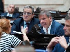 O governo espera aprovar reformas trabalhistas, mas a oposição ao diálogo pede mudanças para apoiá-lo