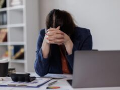 A IA está começando a mostrar impacto nos empregos em início de carreira, afirma o governo irlandês