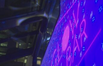 ‘Super divertido’: Glow Bar retorna para o Portland Winter Lights Festival