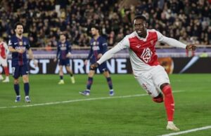 O PSG criou um gol de ligação após um início dramático contra o Mônaco. O Dortmund faz um início relâmpago contra a Atalanta.