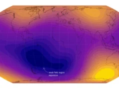 Um ponto fraco gigante no campo magnético da Terra tem agora metade do tamanho da Europa