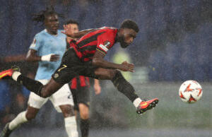 Juventus completa elenco com dois contratos baratos