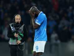 A estrela do Napoli, Lukaku, enfrenta um momento crucial durante sua estadia