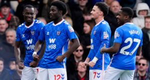 LeBrace deve colocar no banco a estrela do Sunderland que perde a bola a cada 2 toques