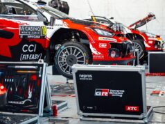 Novo carro Toyota WRC quebra cobertura em teste