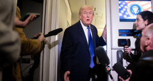 Trump chama a luta contra o financiamento do DHS de uma ‘paralisação democrata’, diz que o Partido Republicano ‘não está envolvido’ com isso