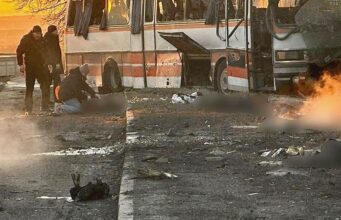 Drone russo mata 12 mineiros ucranianos em ataque a ônibus em Dnipropetrovsk