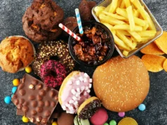 Alimentos ultraprocessados estão associados a um risco aumentado de 47% de ataque cardíaco e derrame.