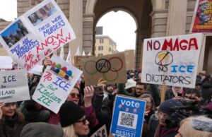 Em meio a protestos contra a presença do ICE nas Olimpíadas, os atletas americanos serão vaiados?