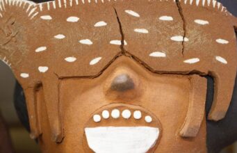 Depois de ‘Hora de Aventura’, Ako Kastura aposta na cerâmica