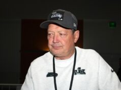 Raiders anunciam contratação de Rick Dennison como técnico do OL