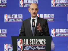 O comissário da NBA, Adam Silver, admite ‘incentivos desalinhados’ para armazenamento de combustível
