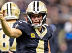 Locais de pouso de Derek Carr: cinco equipes que farão sentido se o QB aposentado retornar