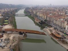 Florentino tem uma nova ponte sobre o Arno: veja o tempo passar