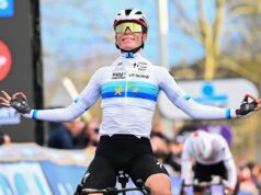‘É como se nossas mentes estivessem conectadas’ – O entendimento tácito entre companheiros de equipe ajuda Demi Vollering a conquistar a primeira vitória em Omloop Het Nieuwsblad