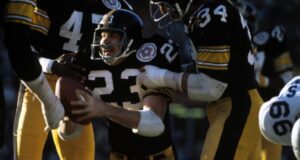 Mike Wagner, uma peça fundamental na famosa defesa da “Cortina de Aço” de Pittsburgh, morre aos 76 anos