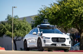 Waymo está testando robotáxis sem motorista em Nashville