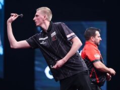 Wessel Nijman vence o Players Championship, Raymond van Barneveld marca profundidade