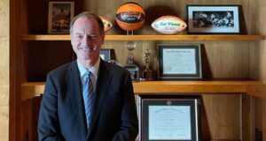 ‘Nem pensaria nisso’: o ex-GM do Blazers acha que a equipe permanecerá em Portland