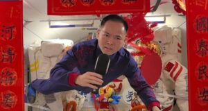 Astronautas chineses gravaram um videoclipe no espaço para celebrar o Ano Novo Lunar de 2026