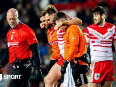 Jacob Host: O remador traseiro de St Helens ficou afastado por quatro meses com uma perna quebrada.