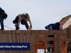 Os EUA eliminaram 92 mil empregos, num sinal de alerta para a economia de Trump.