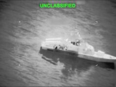 No Estreito de Ormuz, um navio lançador de minas iraniano foi abatido pelas forças dos EUA à noite: aqui está a explosão