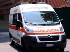 Trescore Balneário, professor morto a facadas em frente à escola