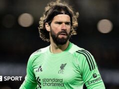 Alisson: Goleiro do Liverpool fora da eliminatória da Liga dos Campeões com o Galatasaray, mas pode enfrentar o Tottenham na Premier League