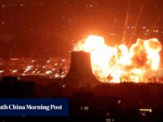 A OMS alertou sobre a “chuva negra” tóxica no Irão após ataques a instalações petrolíferas.
