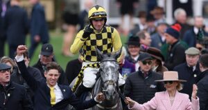 Sua folha de dicas de Cheltenham para vencer os corretores de apostas hoje, por que parece o fim da lenda de Galopin Des Champs e um sonho tornado realidade para a organização Final Order – CHELTENHAM BREAKFAST