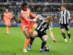 ‘Se sua filha o trouxesse para casa, você ficaria feliz’: fonte do Newcastle revela como Lewis Hall se tornou o melhor lateral-esquerdo da Inglaterra, por que Thomas Tuchel ama ‘Slough Maldini’, superando seu medo de que Eddie Howe pense que ele é um ‘merda’ e seu talento oculto