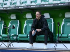 Bauer continuará como treinador do VfL Wolfsburg