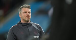 Lukas Kwasniok foi finalmente transferido para o 1. FC Köln, apesar de um mau desempenho